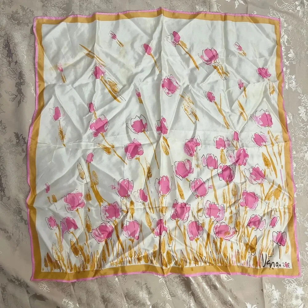 Vintage Vera Neumann Pink Tulip Scarf Gold Trim 21